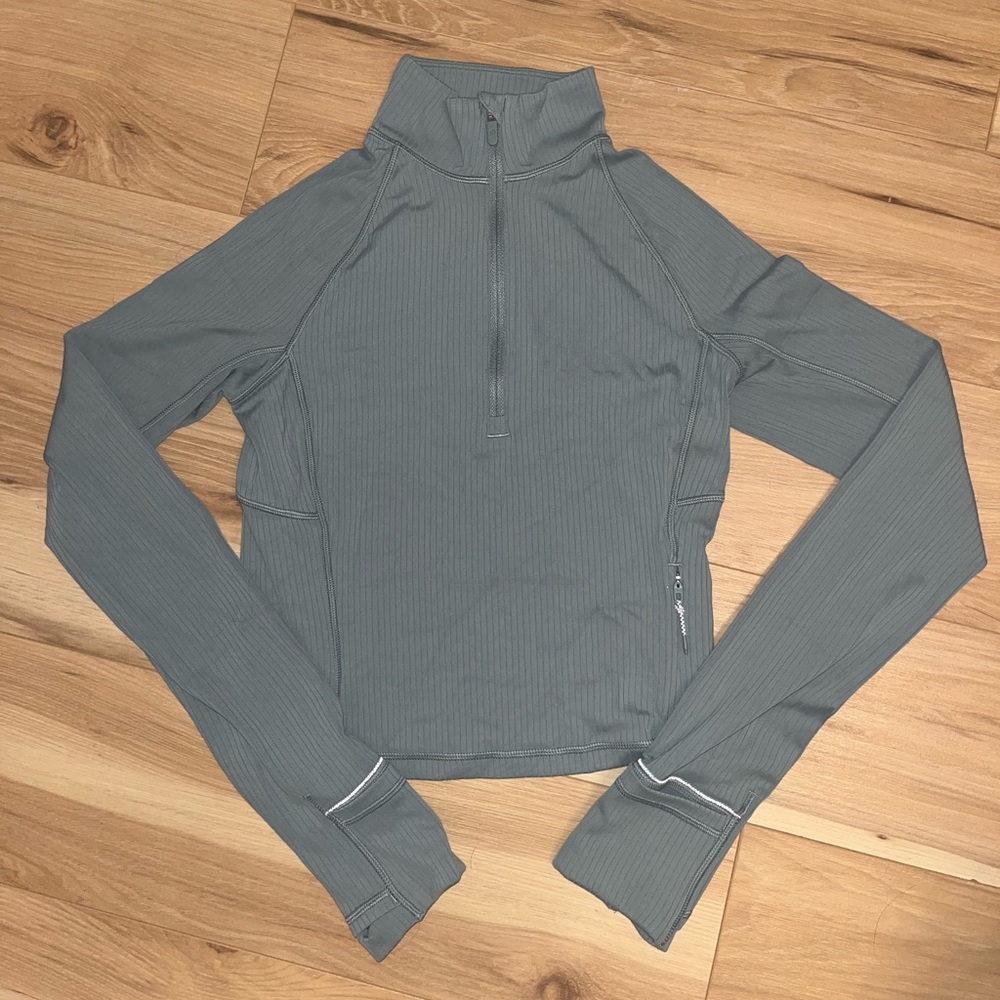 Lululemon It’s Rulu Ribbed Cropped Half Zip - Picture 2 of 8